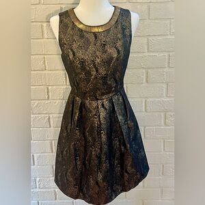 Romeo and Juliet Couture gold and black party dress, size large (juniors sizing)